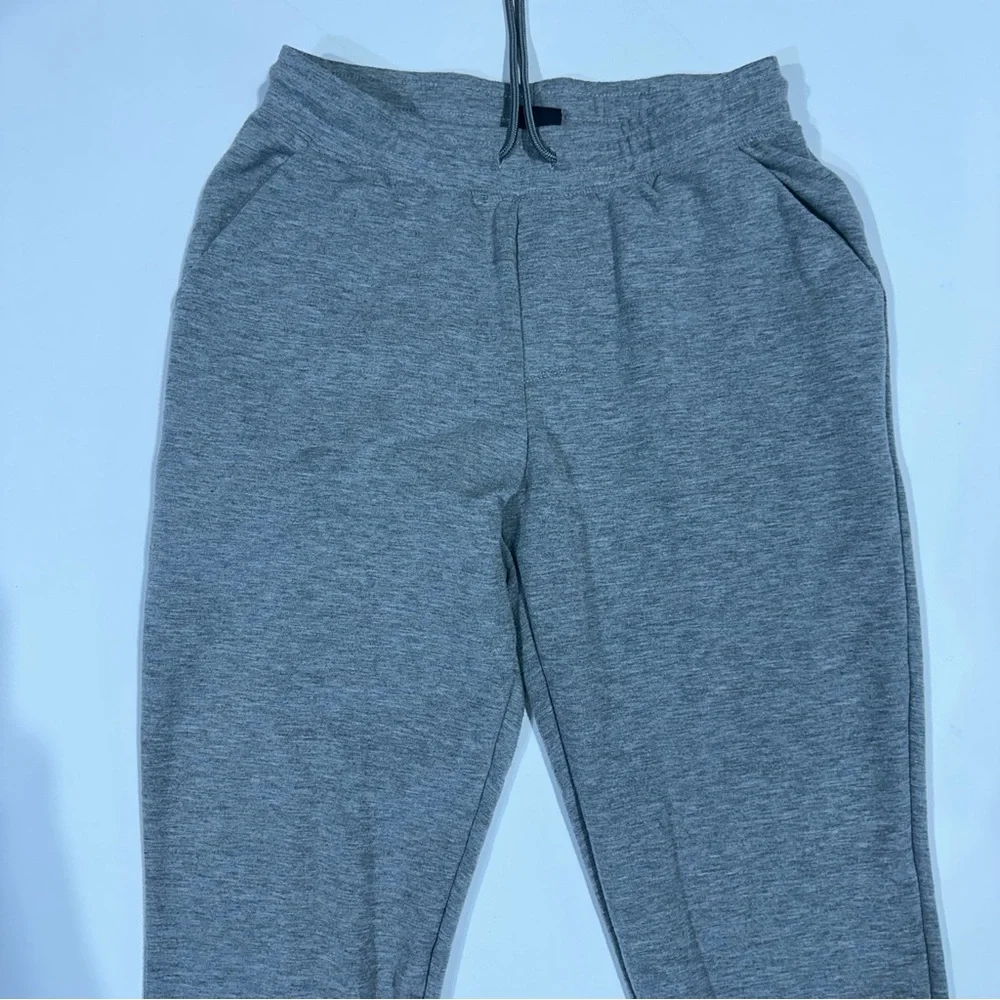 Athletic gray sweatpants size M - Picture 3 of 4